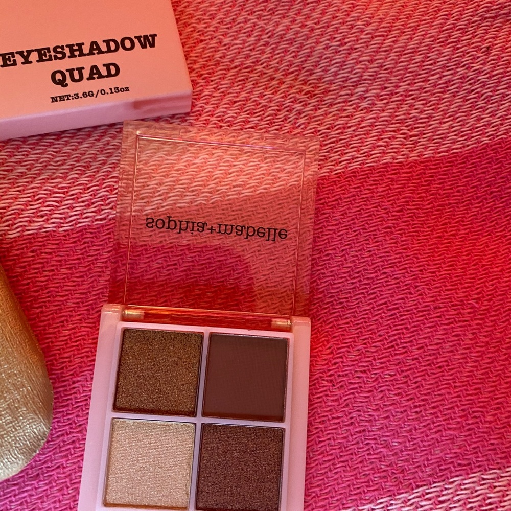 Sophia+Mabelle cleopatra eyeshadow quad 3 matte and 1 shimmer - Picture 2 of 3